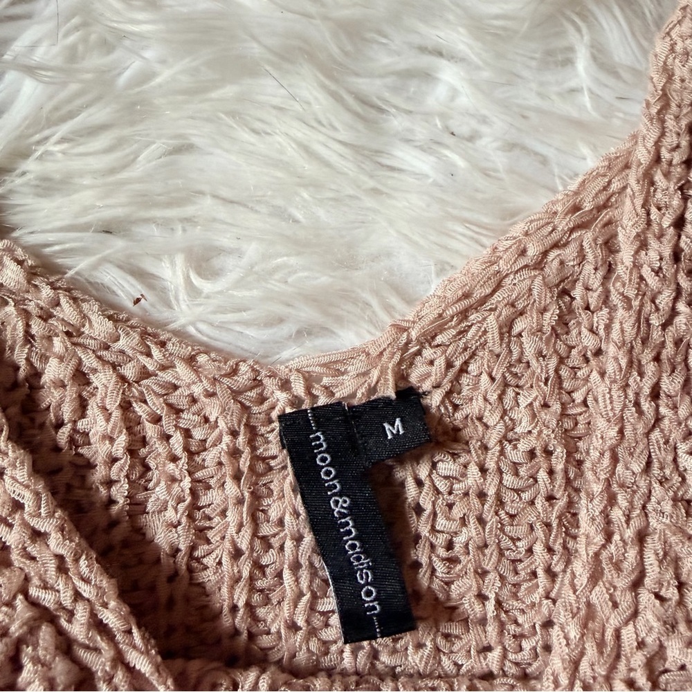 Moon and Madison brown knit crop top size M - Picture 2 of 3